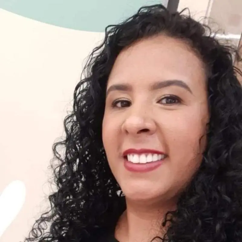 Elaine Guedes