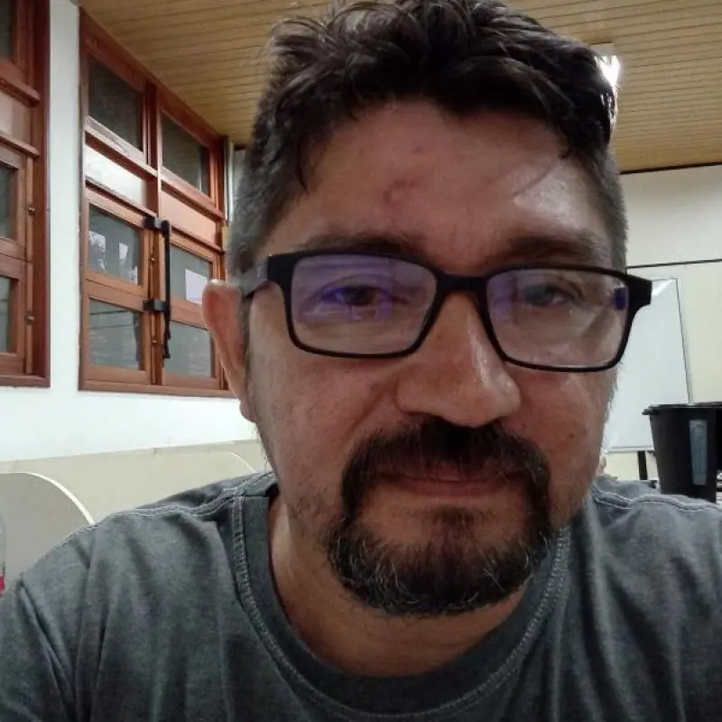 Roberto de Souza Oliveira